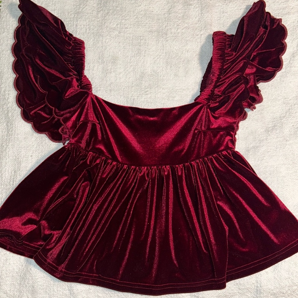 RED VELVET TOP